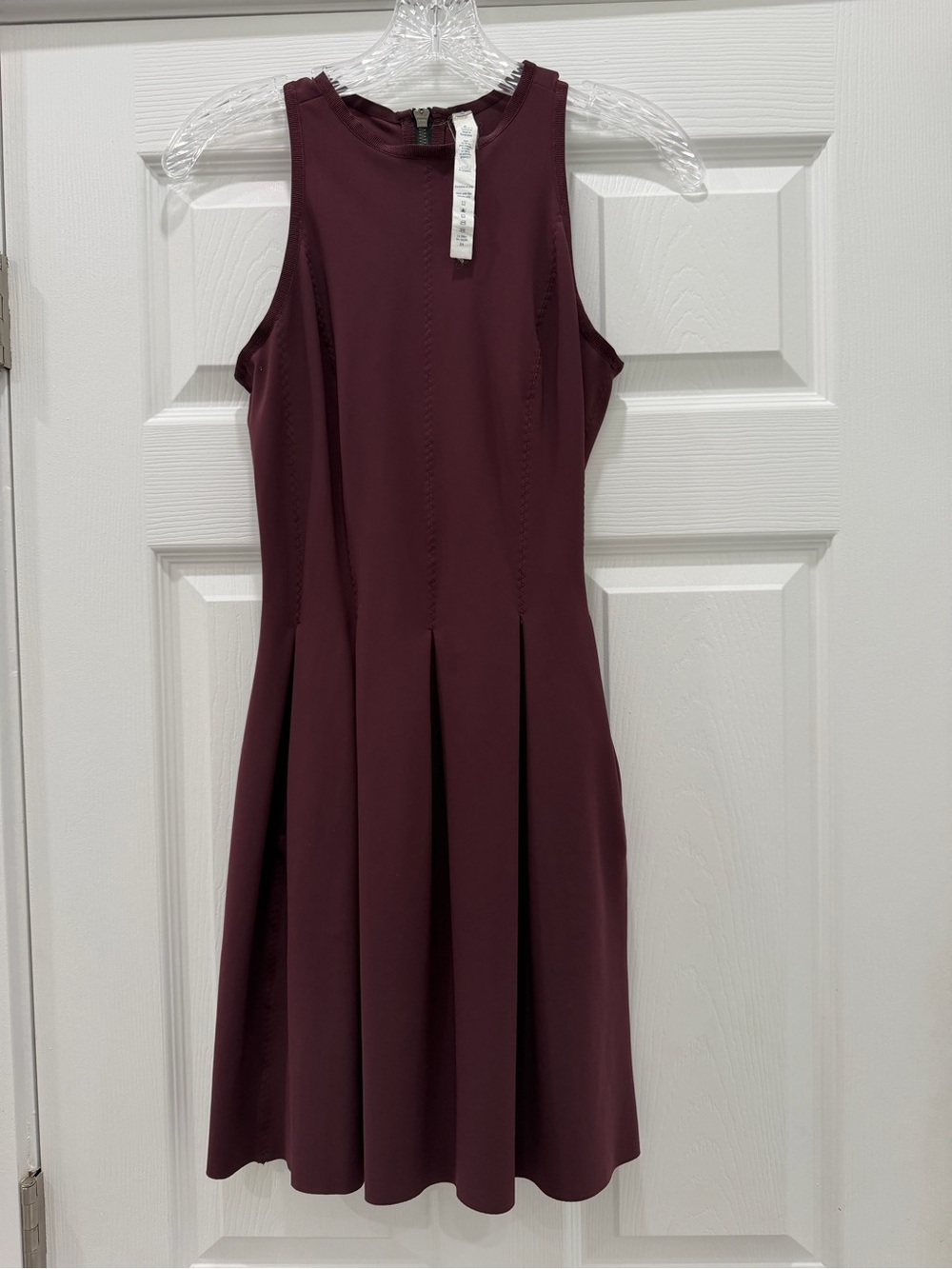 Feminine party Lululemon Dress with pockets Wine size 6